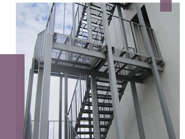 Монтаж пожарных лестниц в Саратове от 7777 руб.