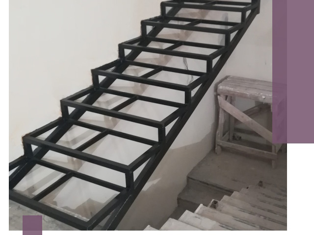 Демонтаж лестниц на металлокаркасе в Саратове: быстрый вывоз и разбор