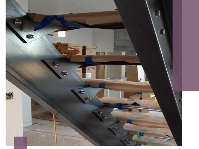 Усиление лестничных конструкций и усиление опор в Саратове