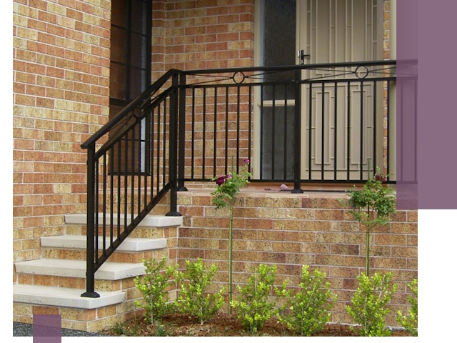 Уличные перила из металла под ключ в Саратове