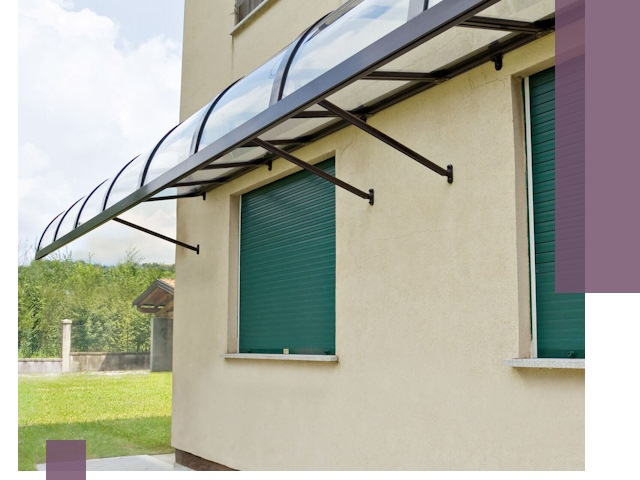 Козырьки над окнами в Саратове — изготовление и монтаж по выгоде