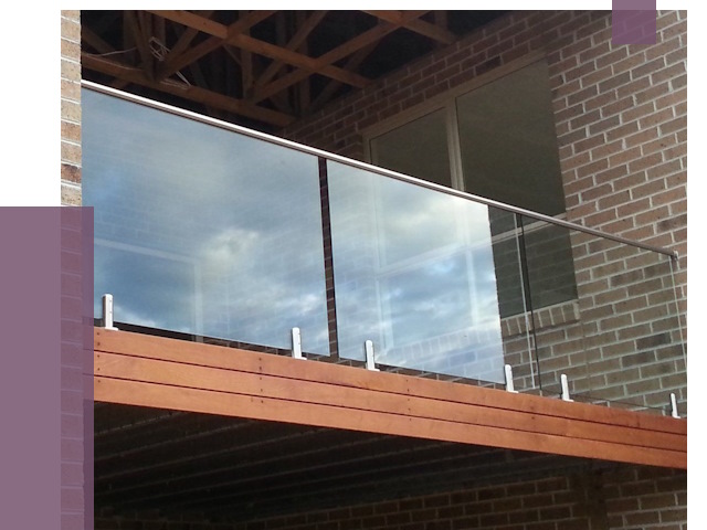 Стеклянные парапеты на крыше и террасе в Саратове от 11512 руб. | ПРОЛЁТ-Срт