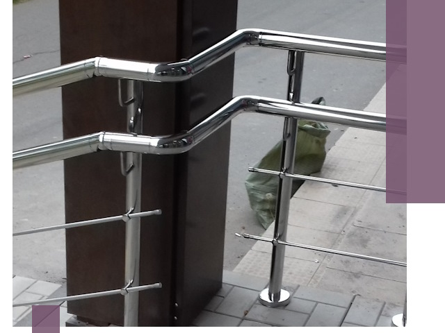 Монтаж поручней из нержавеющей стали в Саратове качественно и быстро